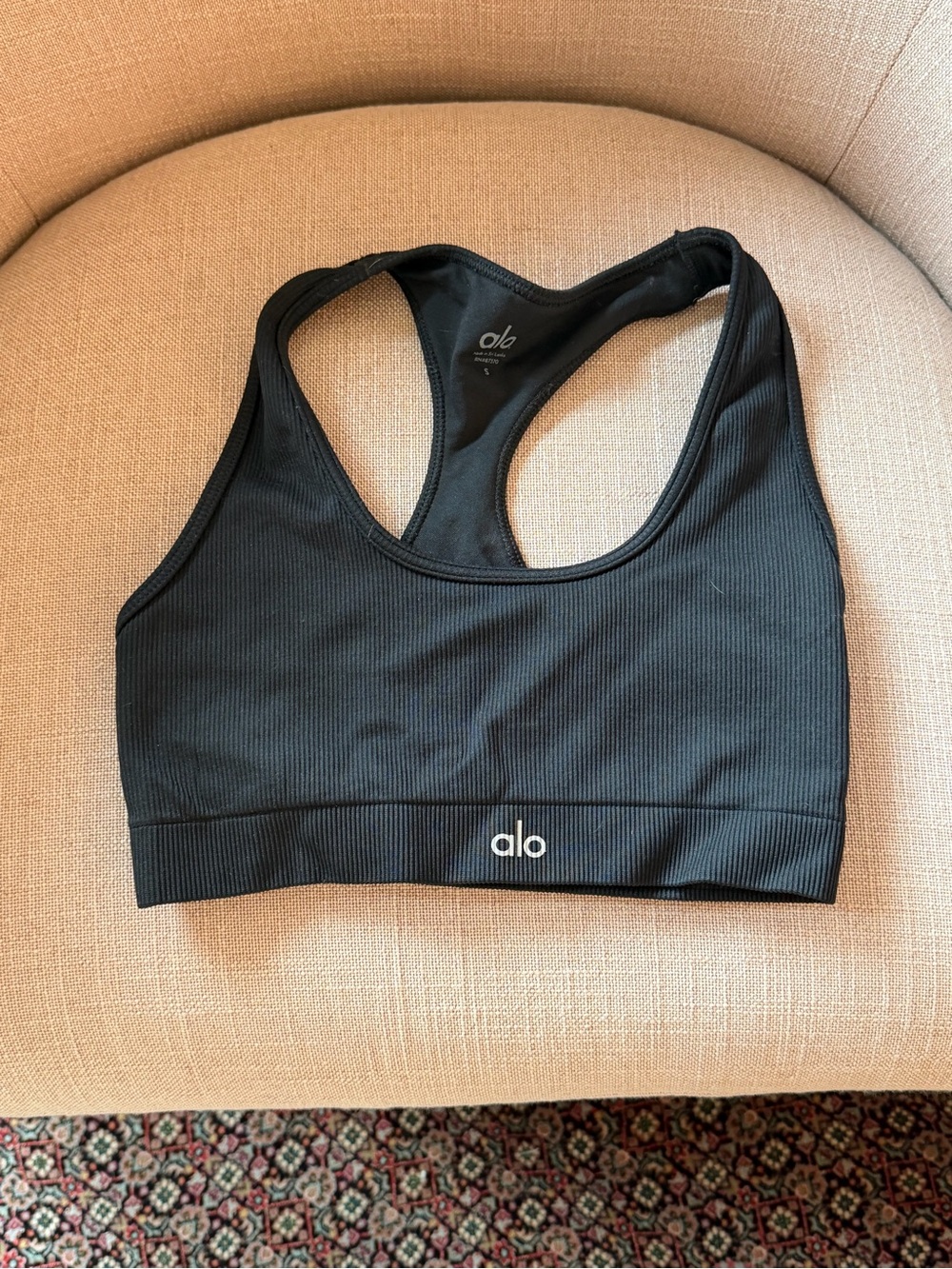 ALO Yoga Women's Black Ribbed Sports Bra Top